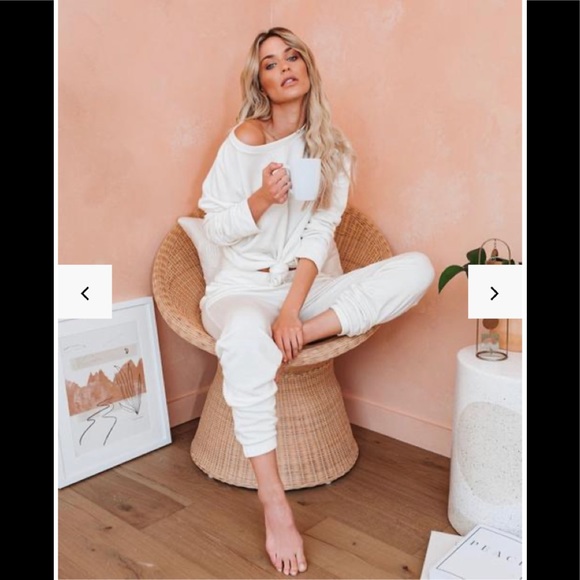 KICK BACK AND RELAX KNIT RAGLAN TOP - Picture 2 of 6